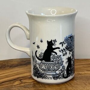 Vintage Churchill England Mug with Black Cats Playing w/ Butterflies & Birds EUC